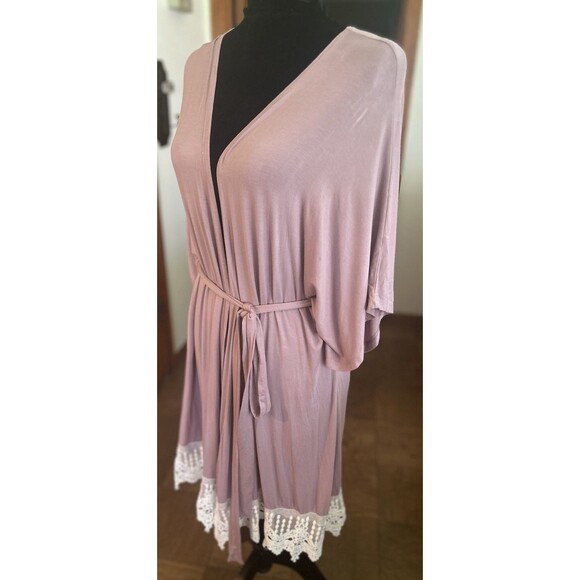 Plum Pretty Sugar Bride/Bridesmaid Robe Hibiscus Sweetheart GRWM Size Small/XS - Picture 5 of 7